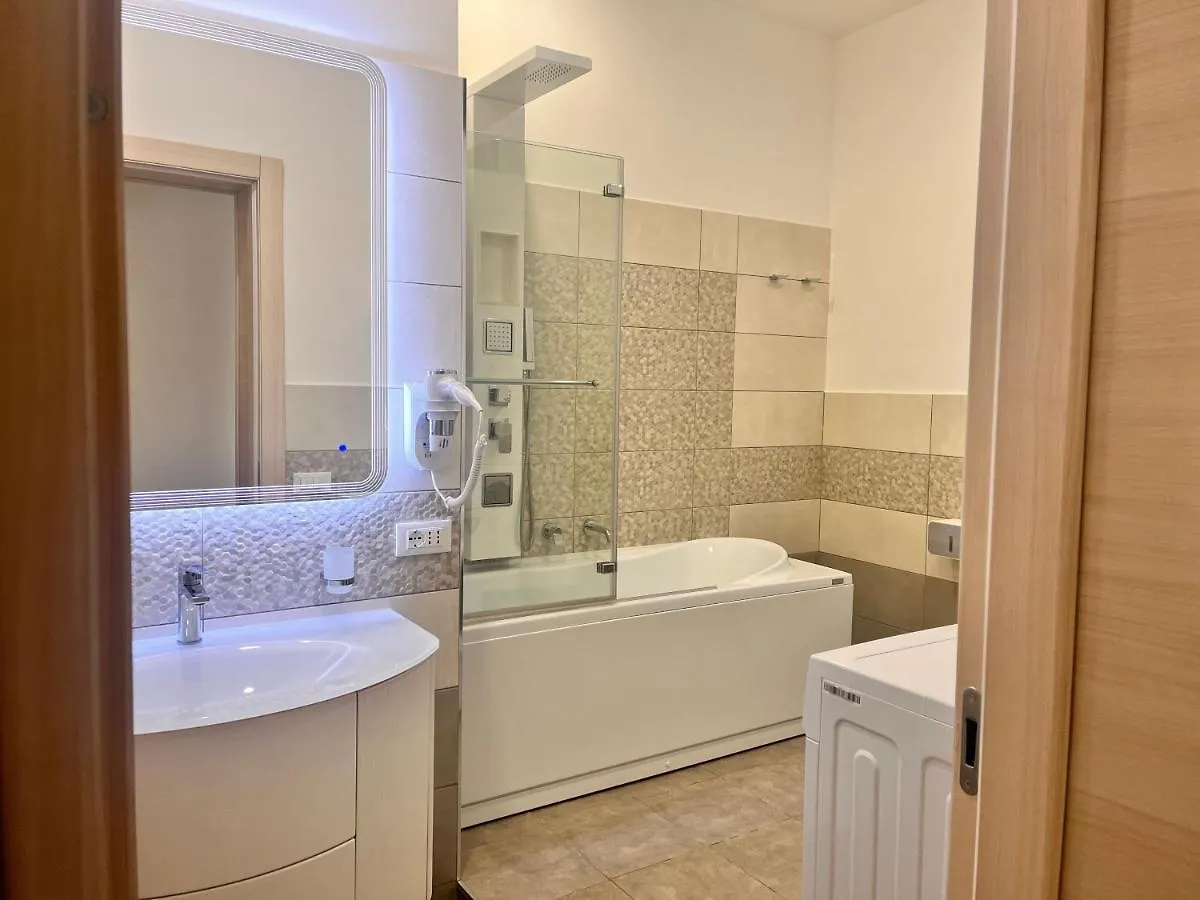 Esse House'S Noto Bed & Breakfast