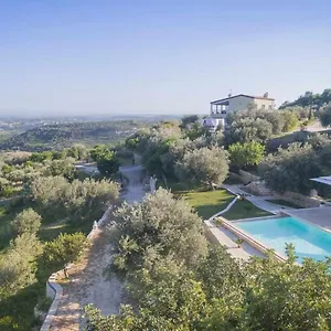 Tenuta Olive Alive Affittacamere